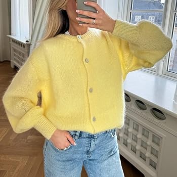 Kiluex Women's Cropped Knit Cardigan Long Sleeve Round Neck